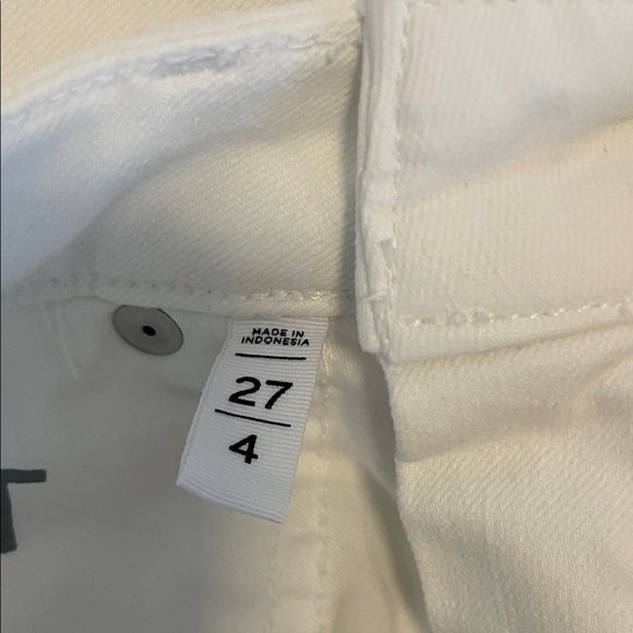 LOFT Women's Skinny Jeans in white - Picture 3 of 7